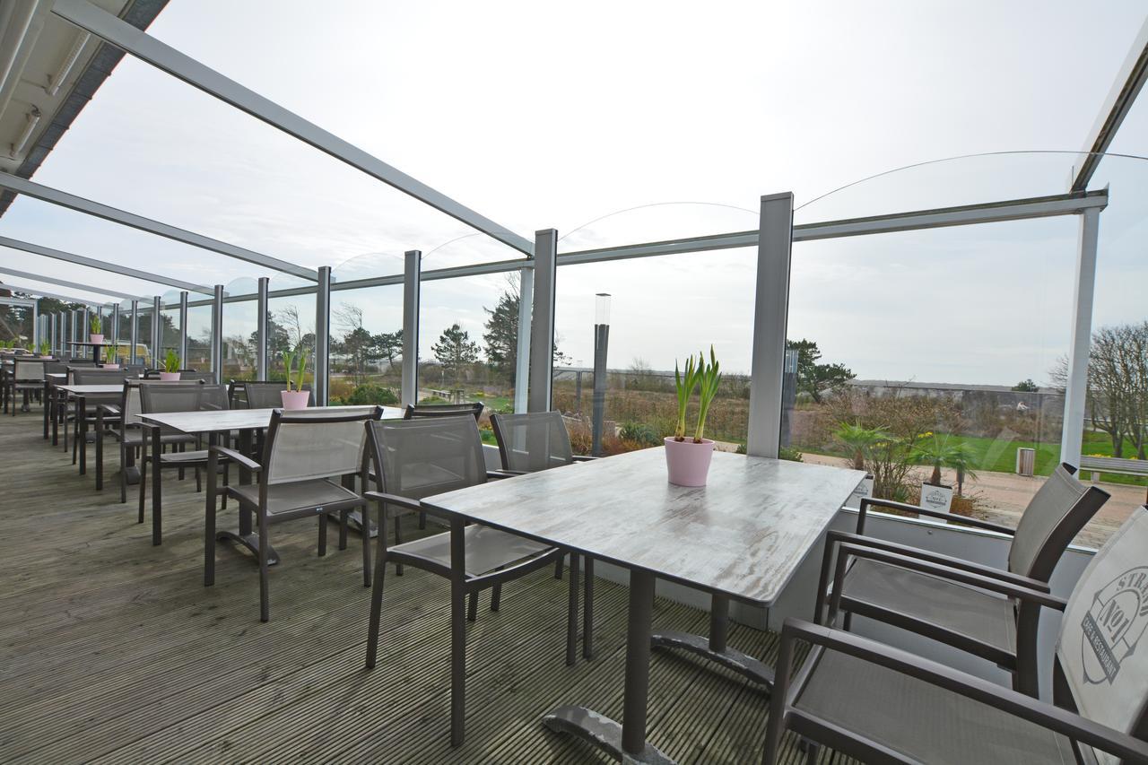 Hotel Strand No.1 Sankt Peter-Ording Exterior photo